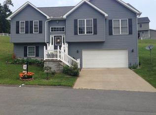 206 Alamosa Ct, Morgantown, WV