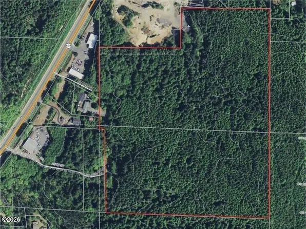 1206 SE 28th St, Lincoln City, OR 97367