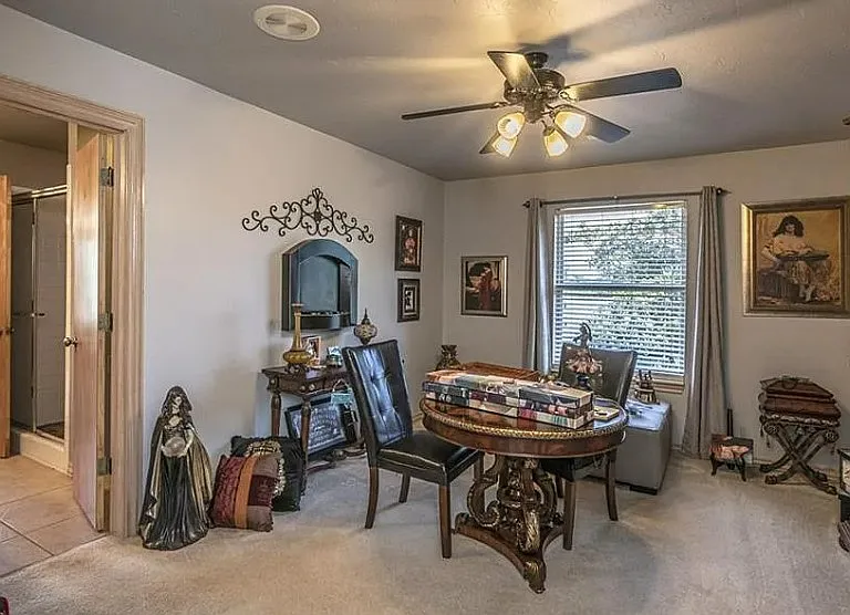716 Fox Bend Trl — Photo 12