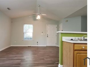 5 Collinswood Ct, Durham, NC 27703