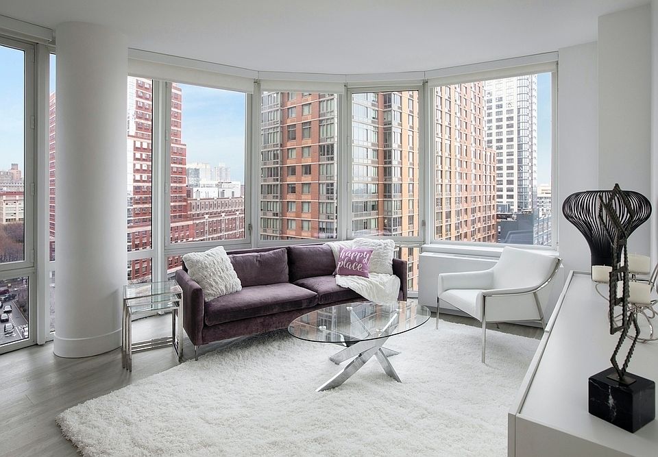1st image of 86 Fleet Pl APT 22F