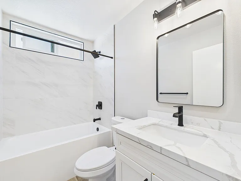 NNP - 3752 Nile Street — Photo 15