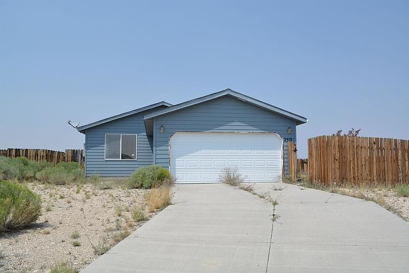 1st image of 2513 Garnet Ct