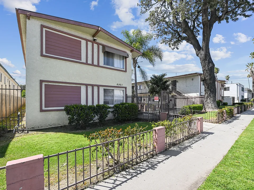 Exterior community view