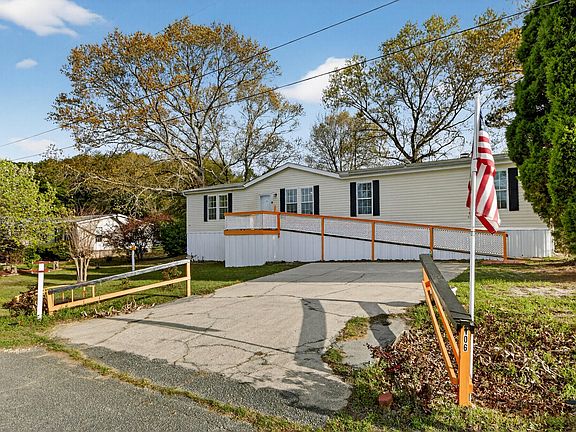 5th image of 106 Minnie Ct