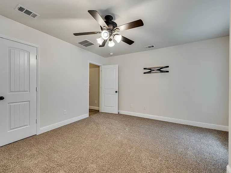 6901 Cattleman Dr — Photo 17