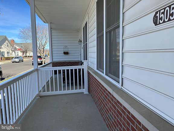 2nd image of 15055 Sunflower Dr