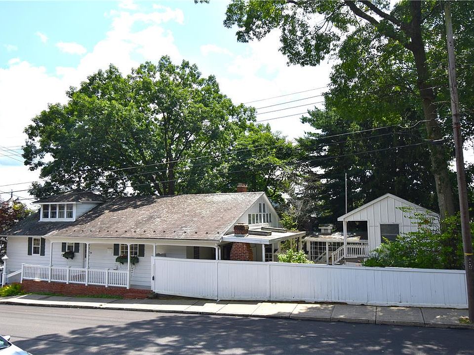 1st image of 24 E Plainfield Ave