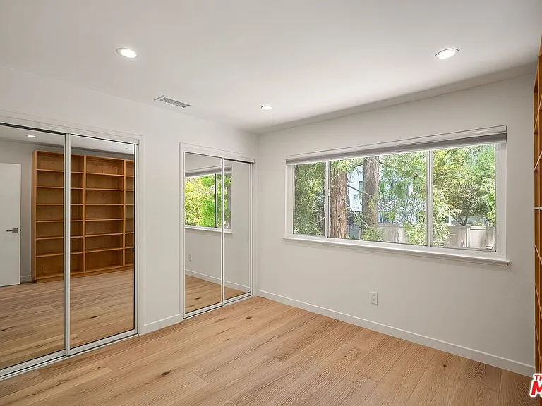 10311 Clusterberry Ct — Photo 24