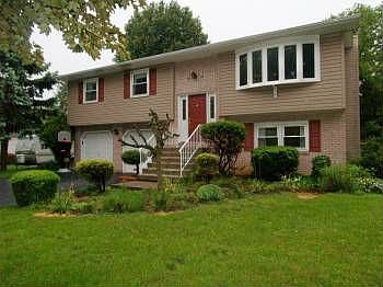 1st image of 2477 Rosewood Dr