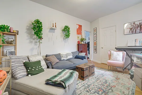 Rented by Elegran | media 1