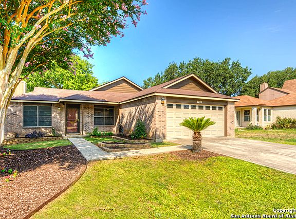 2nd image of 2705 Cedar Ln