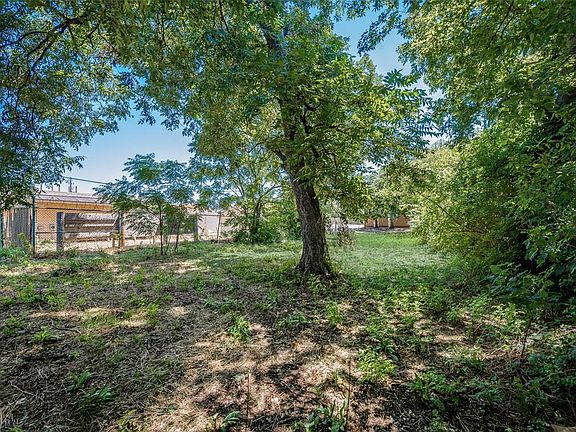 5th image of 1500 Apple St Lot 39