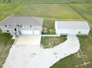 19915 Mayfield Cir, Pacific Jct, IA 51561