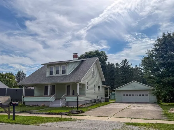 506 N Webster St, Catlin, IL 61817