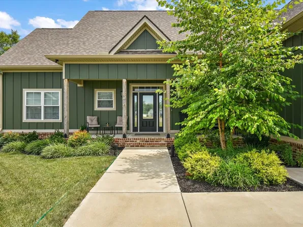 3002 Bootknife Dr, Bell Buckle, TN 37020