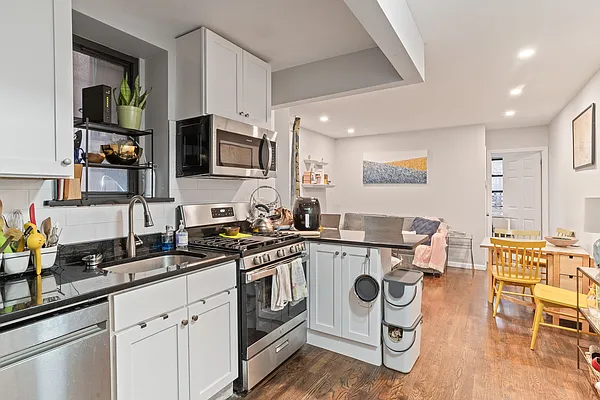 Rented by Compass | media 1