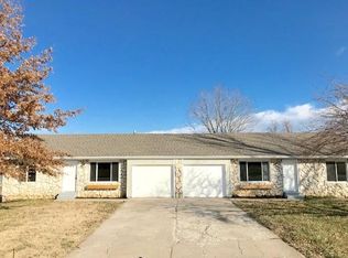 4304 S Glenn Ave, Springfield, MO 65810