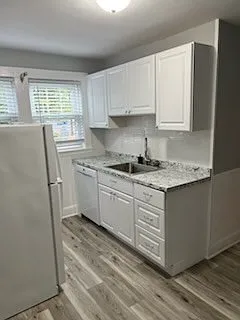 75 Sterling St #A — Photo 7
