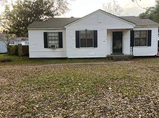 2 Oakwood Ln, Natchez, MS 39120