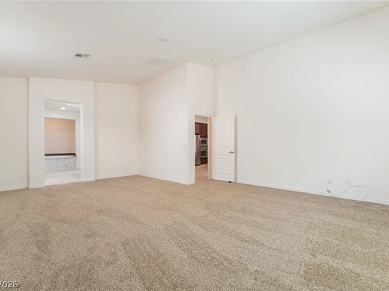 9835 High Alpine St — Photo 27