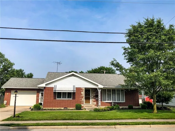 215 S Olive St, Versailles, OH 45380