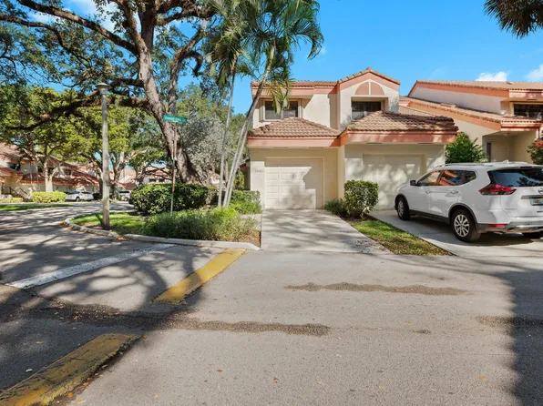 3543 Emerald Oaks Drive #2801, Hollywood, FL 33021