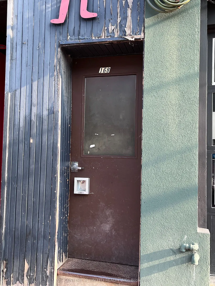 Building Photo - 168 Charlotte St #3