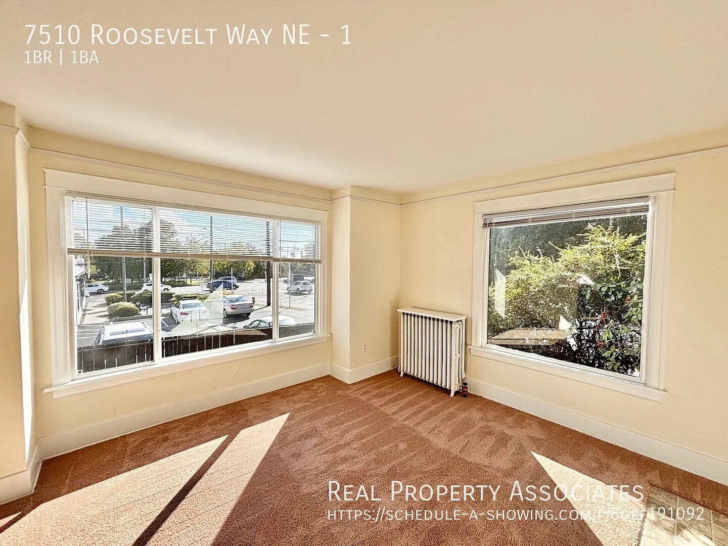 Charming 1-Bedroom, 1-Bathroom Available in Roosevelt! **Parking Available — Photo 3
