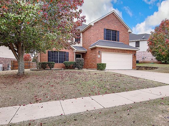 2nd image of 3018 Greenway Dr