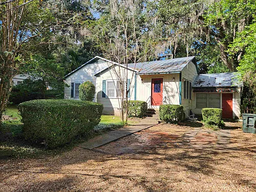 110 Barbara St Photo 1