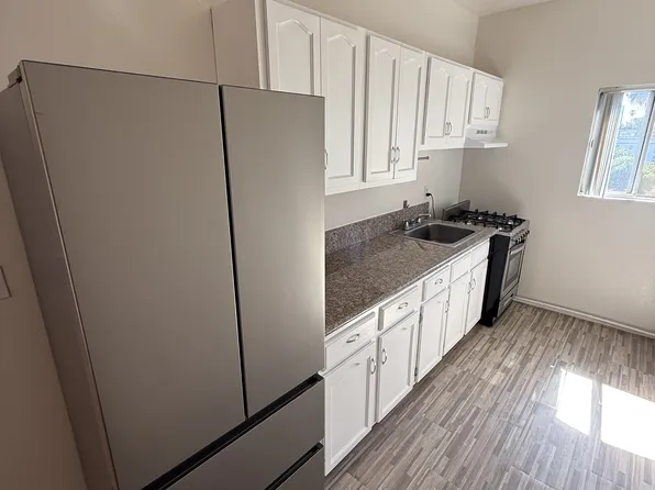 Carlton Way Apartments, 5738 Carlton Way W #1710fb125, Los Angeles, CA 90028