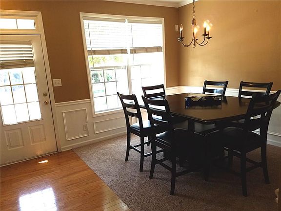 3rd image of 1552 Park Grove Dr #1552