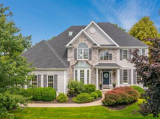 7009 Oak Park Dr, Gibsonia, PA 15044