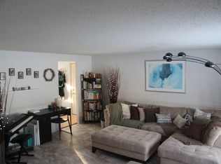 108 Samoset Ln, Schaumburg, IL 60193