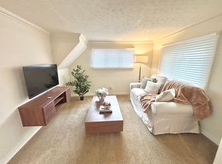 332 Cascade Pl, Rochester, NY 14609