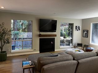 514 Westmont Ct, Healdsburg, CA 95448