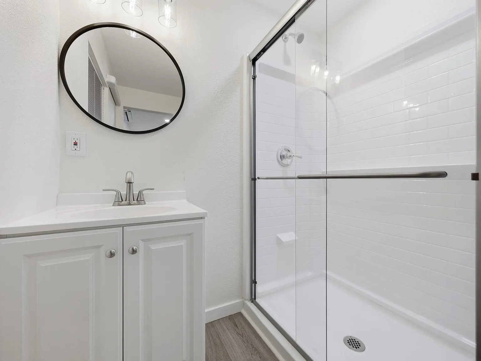 4 bed, 9.0 bath, 2886 sqft, $1,239 — Photo 4