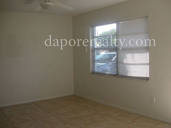 4th image of 575 S Sparkman Ave