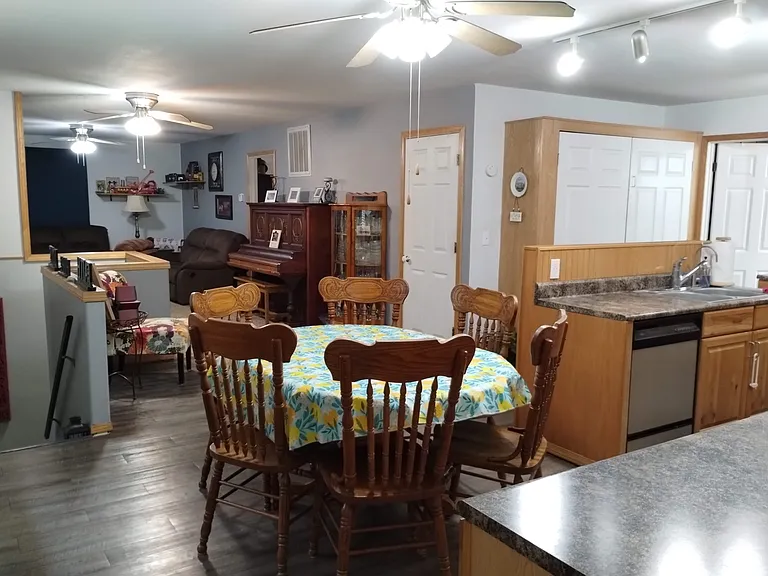 730 Thunderbird Rd — Photo 16