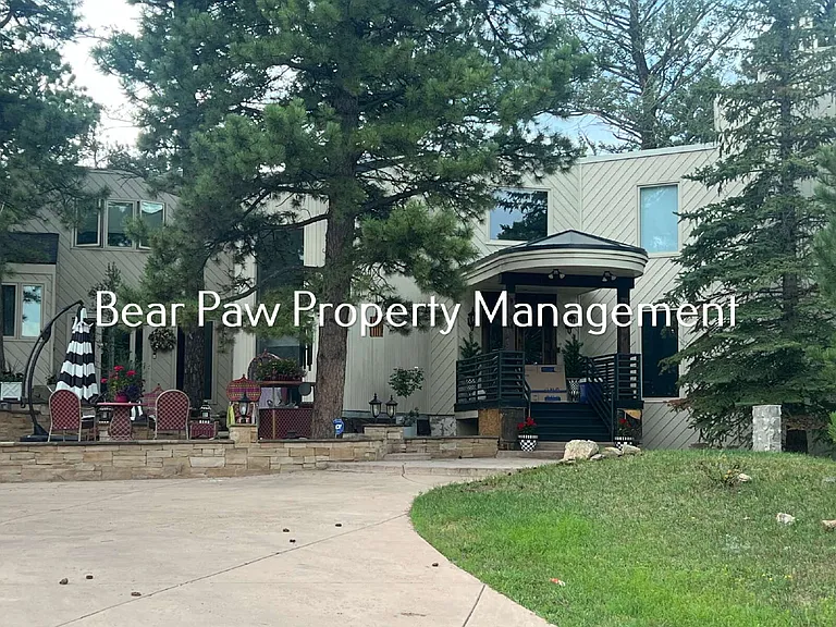 1617 Shooting Star Dr — Photo 1