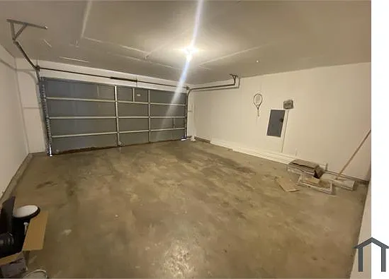 5 bed, 2000 sqft, $4,250 — Photo 3