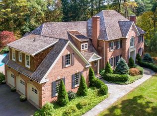 8 Robkins Rd, Avon, CT 06001