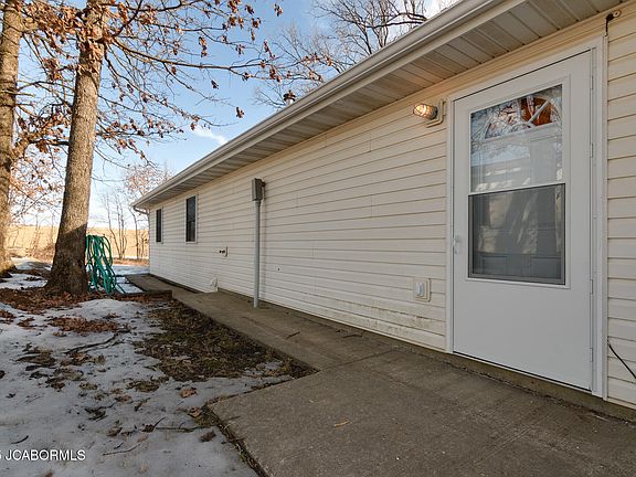 5th image of 1021 County Road 301