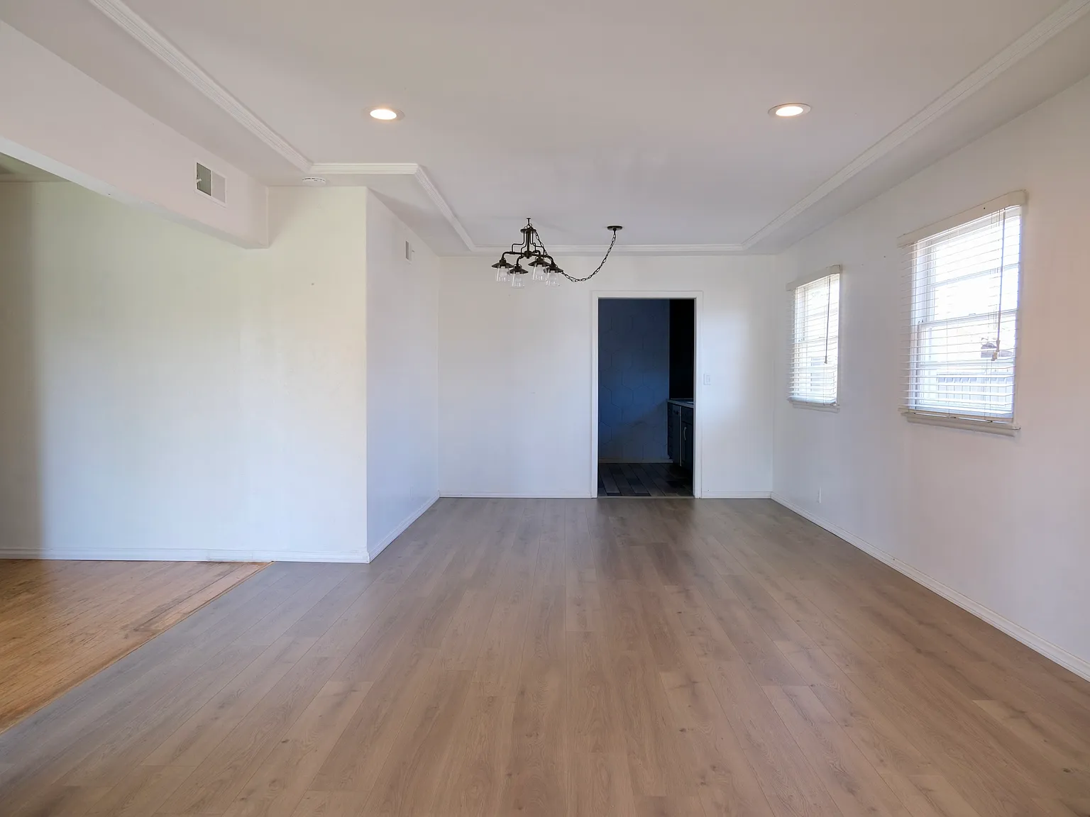 2 bed, 1100 sqft, $2,800 — Photo 4