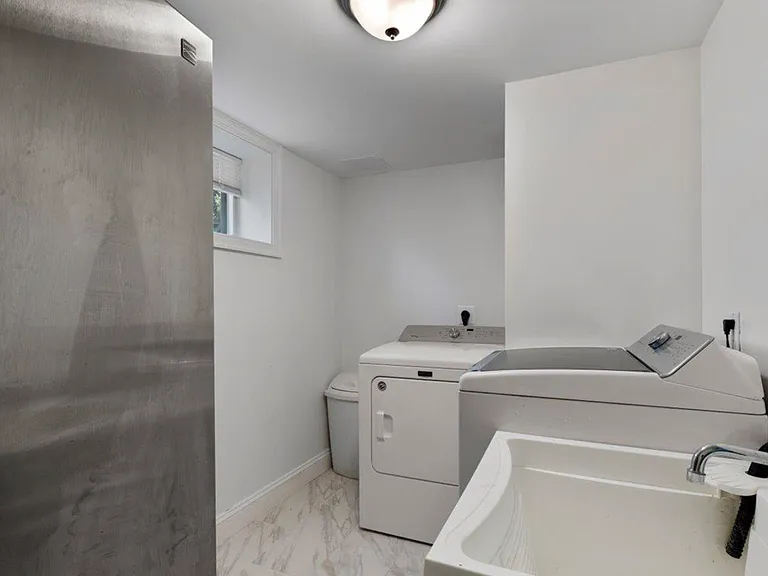4810 Delaware St — Photo 27