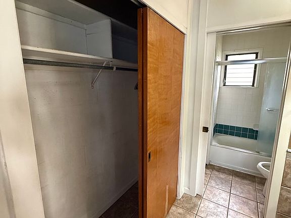 3rd image of 76-6246 Alii Dr #262
