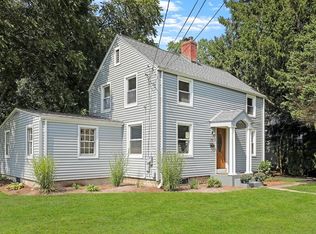 102 Poplar Ave, West Springfield, MA 01089