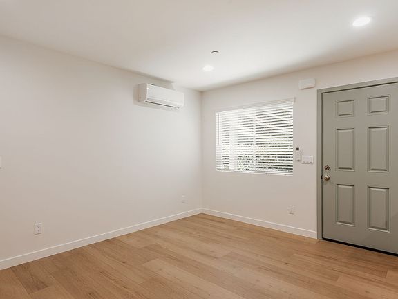 4th image of 1806 S 8th St Unit B