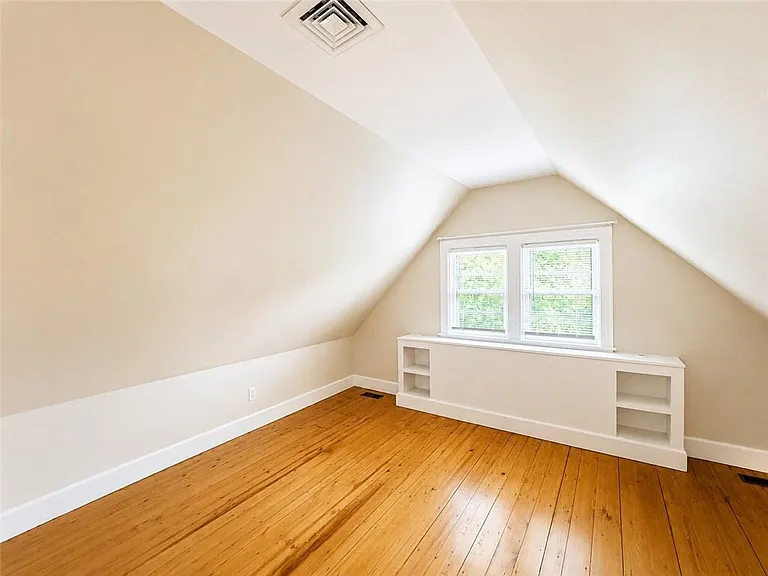 264 Bowen St #3E — Photo 2